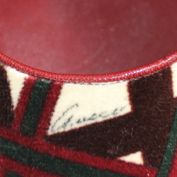 Gucci Velvet Geometric Cream Maroon Green Signed Platform Pumps, Size 6 - Picture 11 of 13